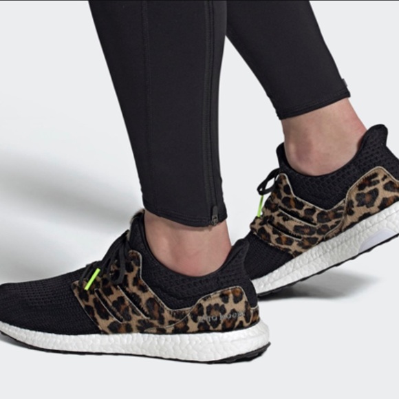 adidas Ultra Boost DNA Leopard - Picture 1 of 9